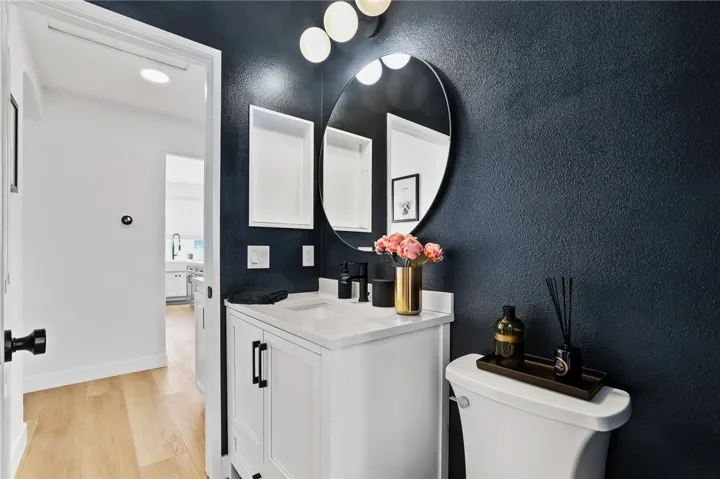 19 Stockbridge, Aliso Viejo, California 92656