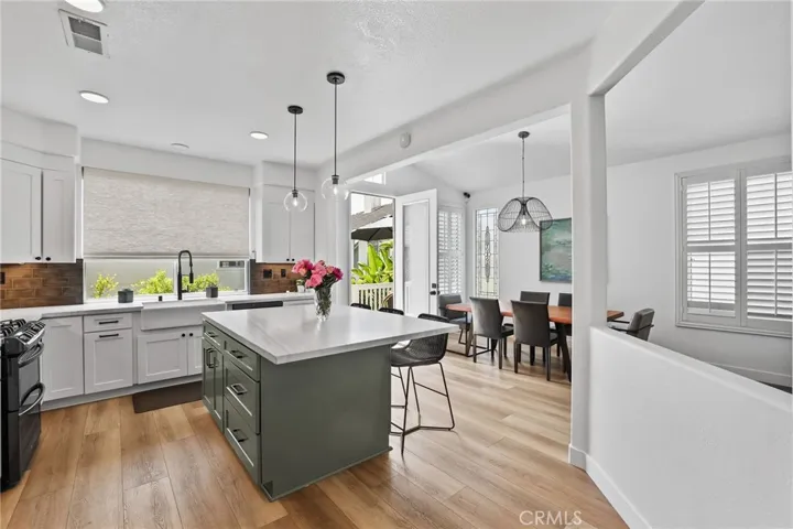 19 Stockbridge, Aliso Viejo, California 92656