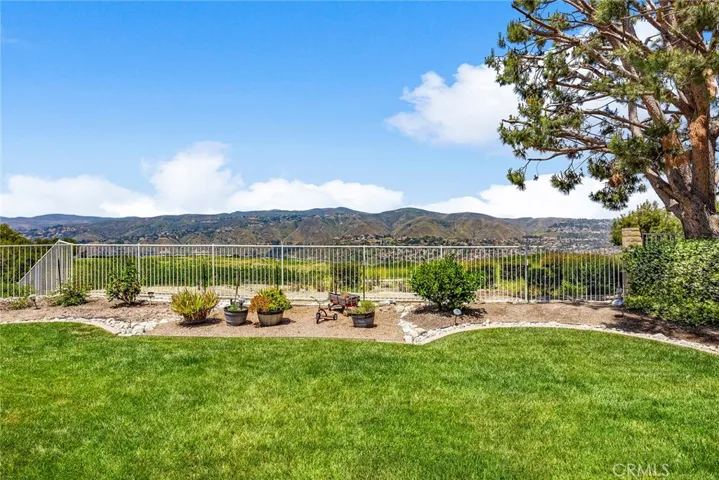 567 S Morningstar Drive, Anaheim Hills, California 92808