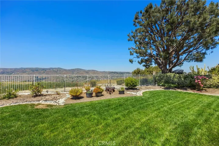 567 S Morningstar Drive, Anaheim Hills, California 92808