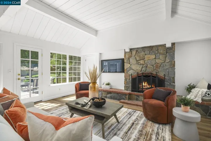 2160 Hidden Oak Dr, Danville, California 94506