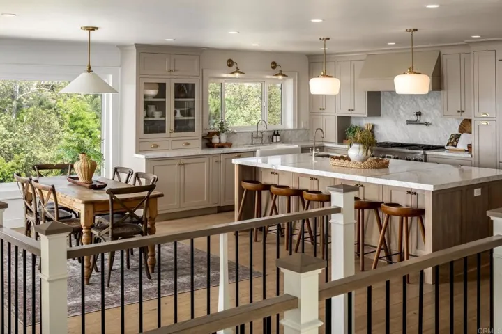 2674 Canyon Road, Escondido, California 92025