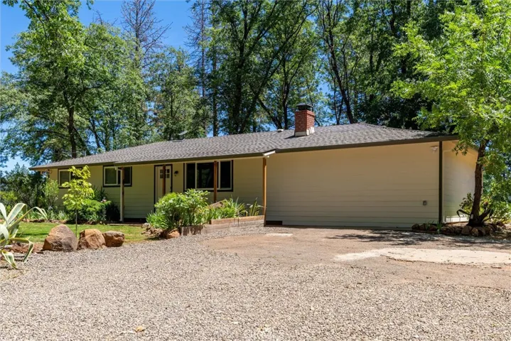 15152 Dorrett Drive, Forest Ranch, California 95942