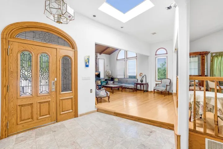 13899 Upper Hill Drive, Saratoga, California 95070