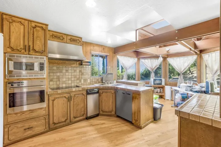 13899 Upper Hill Drive, Saratoga, California 95070