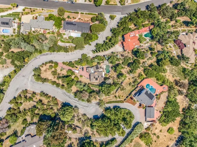 13899 Upper Hill Drive, Saratoga, California 95070