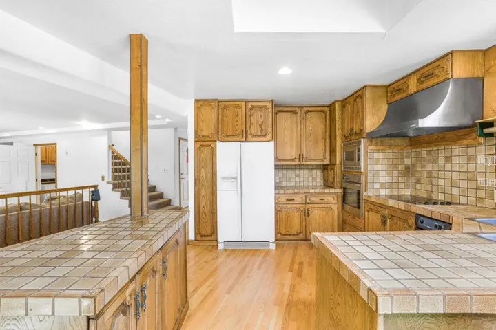 13899 Upper Hill Drive, Saratoga, California 95070