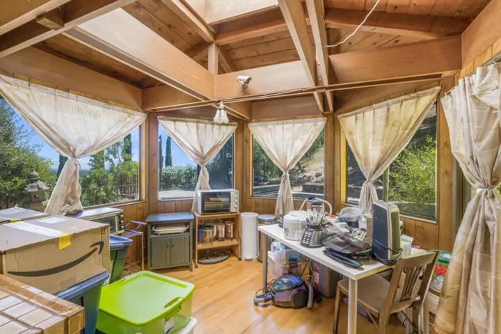 13899 Upper Hill Drive, Saratoga, California 95070