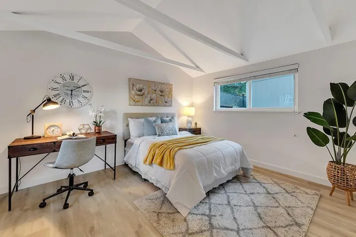 350 Monroe Drive, Palo Alto, California 94306