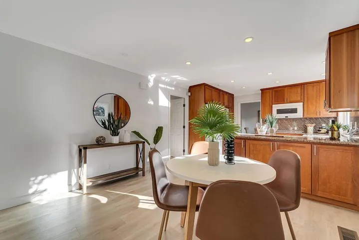 350 Monroe Drive, Palo Alto, California 94306