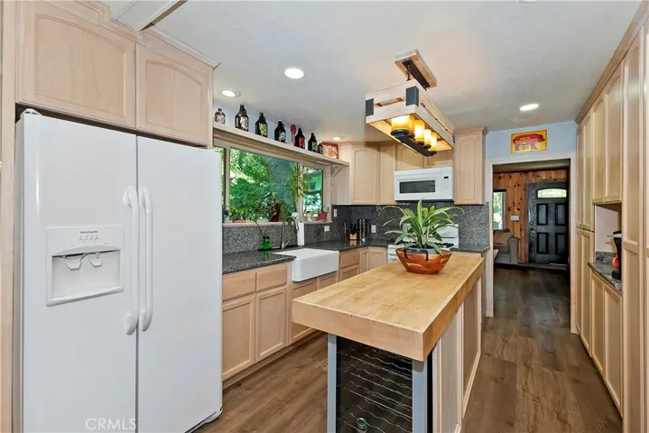 705 Cedar Lane, Twin Peaks, California 92391