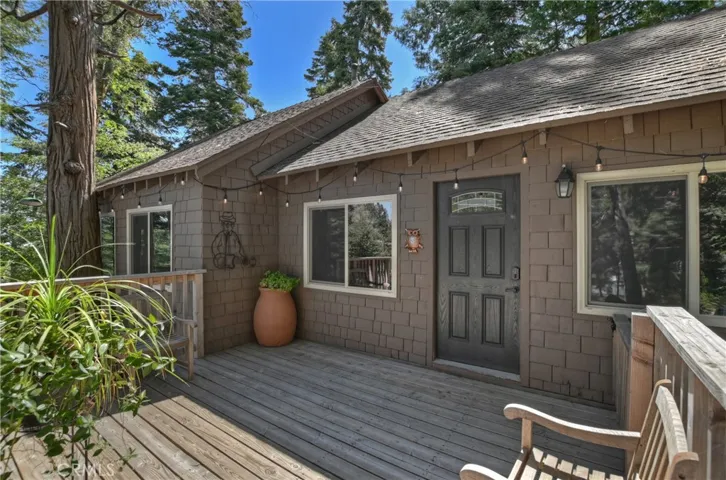 705 Cedar Lane, Twin Peaks, California 92391