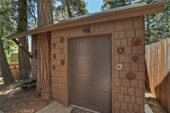 705 Cedar Lane, Twin Peaks, California 92391