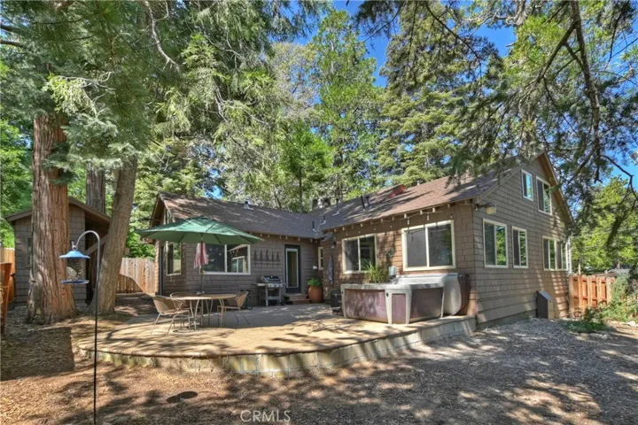 705 Cedar Lane, Twin Peaks, California 92391