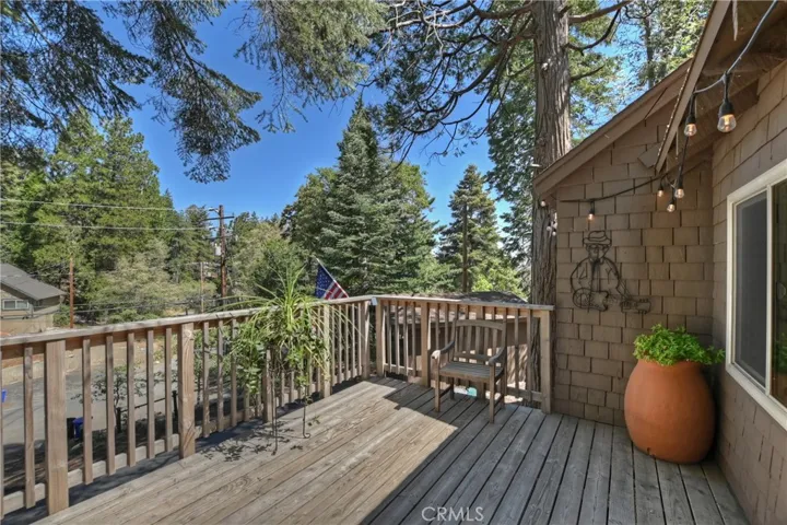 705 Cedar Lane, Twin Peaks, California 92391