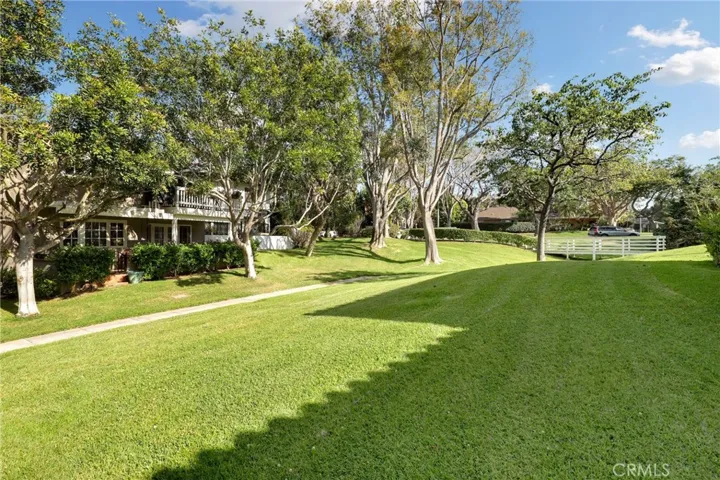 North Bluff Bay View Community