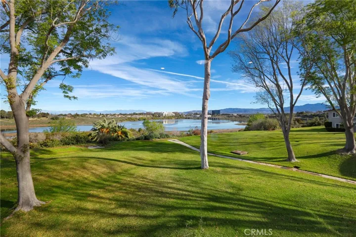 North Bluff Bay View Community