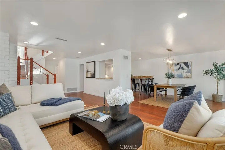 521 Playa, Newport Beach, California 92660