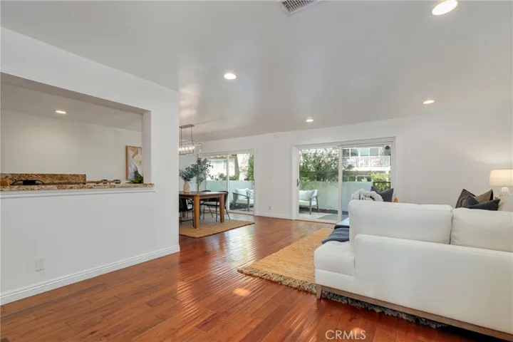 521 Playa, Newport Beach, California 92660