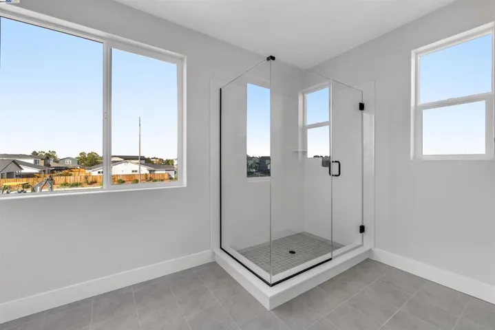 2901 Luke Ln, Santa Rosa, California 95407