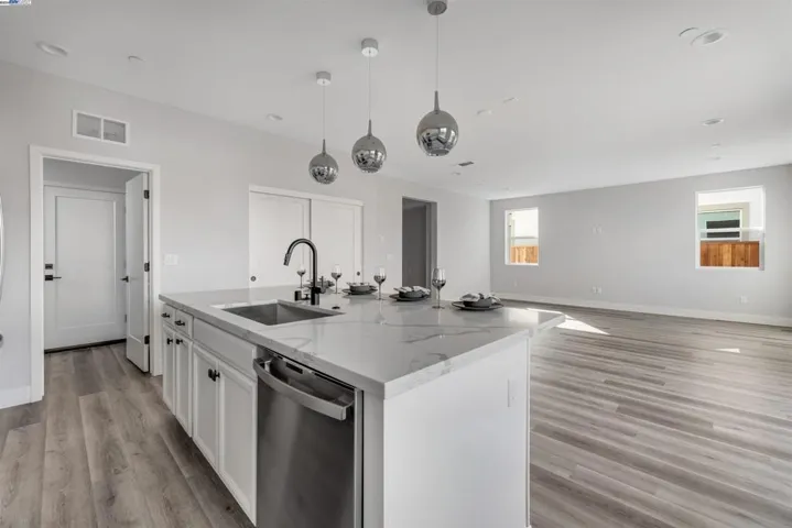 2901 Luke Ln, Santa Rosa, California 95407
