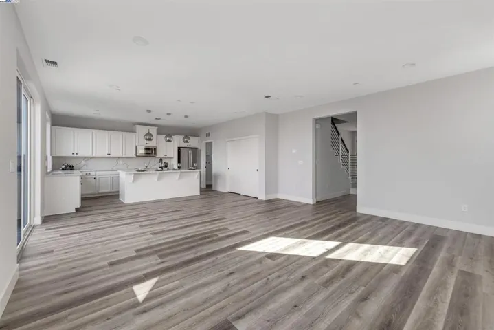 2901 Luke Ln, Santa Rosa, California 95407