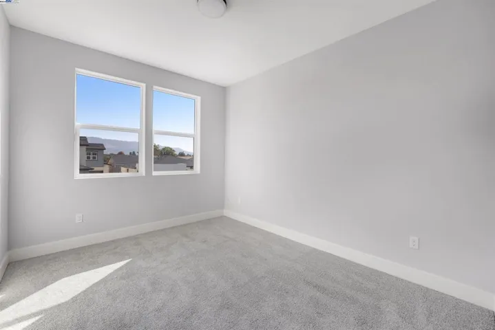 2901 Luke Ln, Santa Rosa, California 95407
