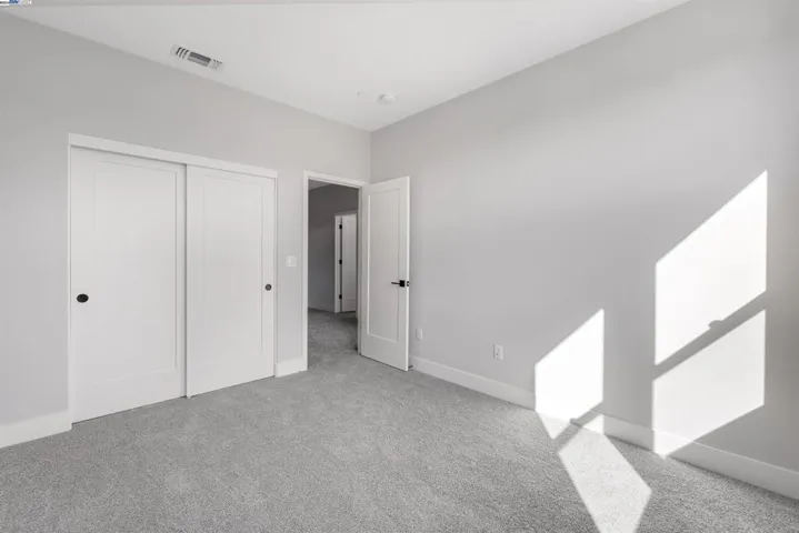 2901 Luke Ln, Santa Rosa, California 95407
