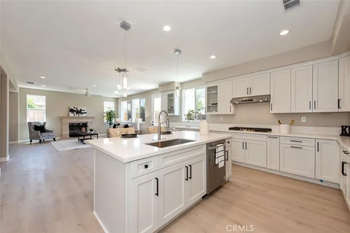 27809 Pointe Breeze Drive, Menifee, California 92585