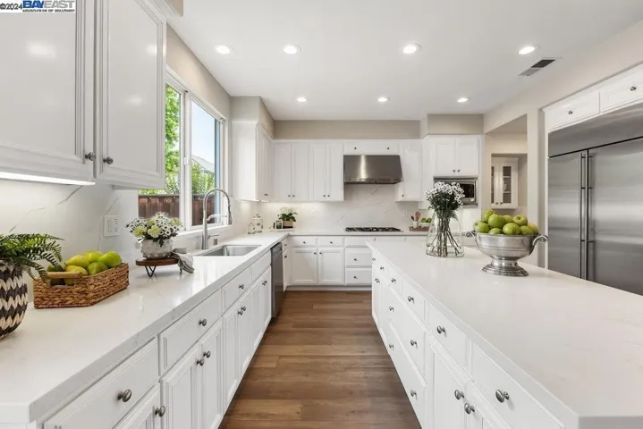 1127 Deer Creek Court, Pleasanton, California 94566