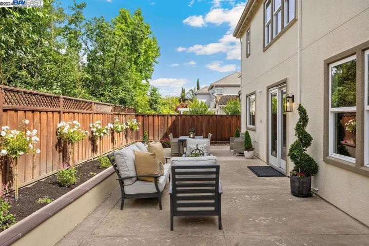 1127 Deer Creek Court, Pleasanton, California 94566