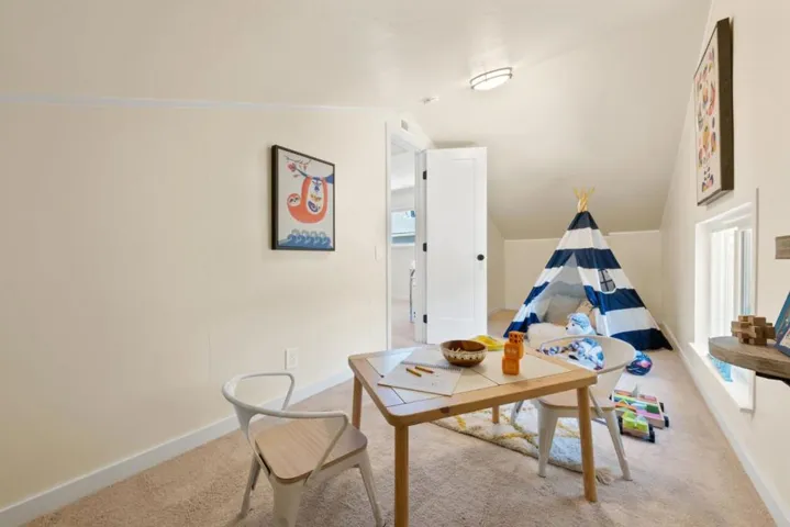 2423 Dekoven Avenue, Belmont, California 94002