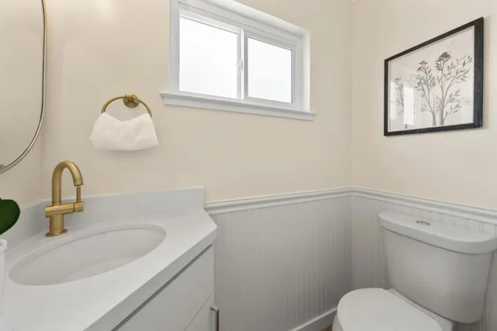 2423 Dekoven Avenue, Belmont, California 94002