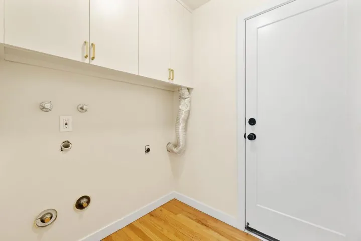 2423 Dekoven Avenue, Belmont, California 94002