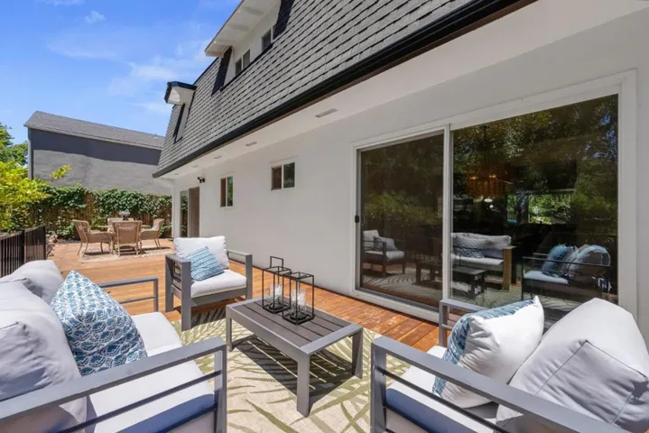 2423 Dekoven Avenue, Belmont, California 94002