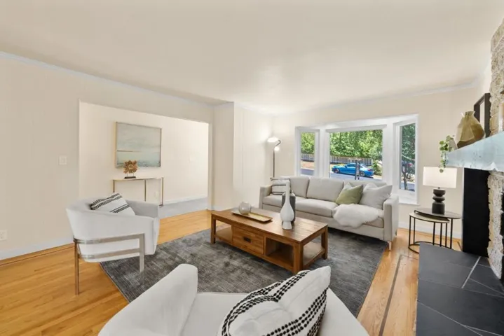 2423 Dekoven Avenue, Belmont, California 94002