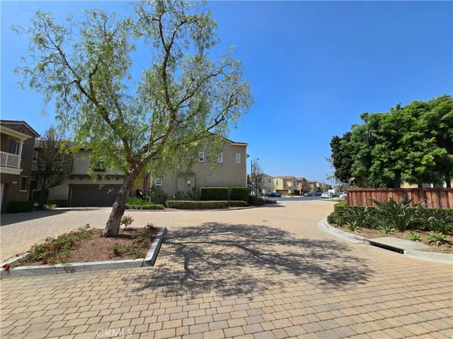 201 W Sparkleberry Avenue, Orange, California 92865