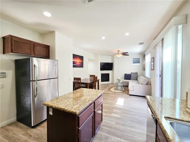 201 W Sparkleberry Avenue, Orange, California 92865