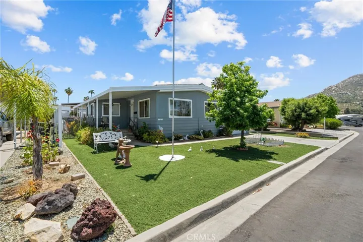 26100 Phoenix Palm Drive, Homeland, California 92548