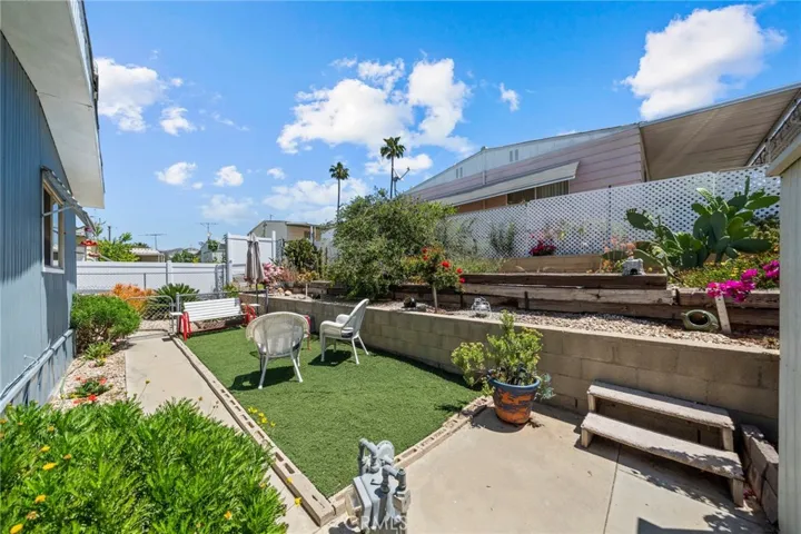 26100 Phoenix Palm Drive, Homeland, California 92548