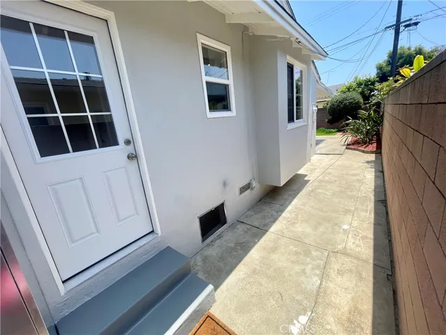1222 W 184th Street, Gardena, California 90248