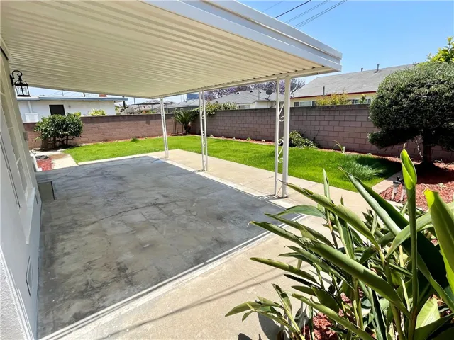 1222 W 184th Street, Gardena, California 90248