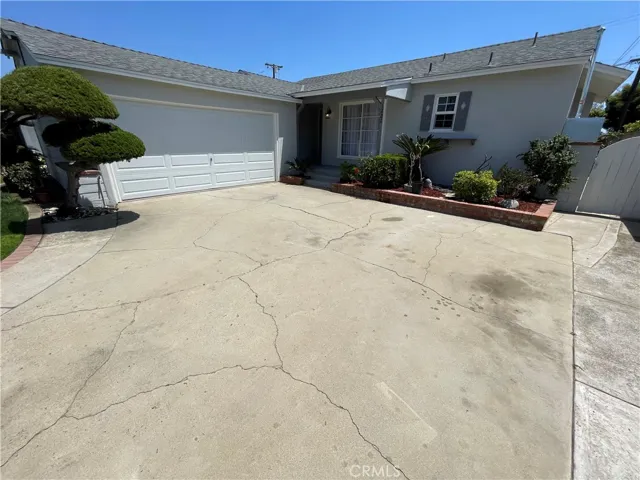 1222 W 184th Street, Gardena, California 90248