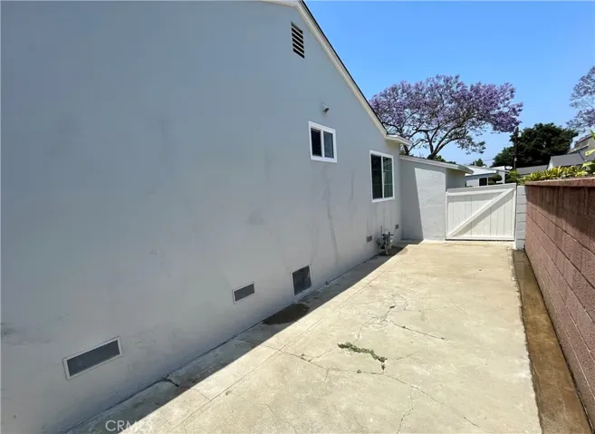 1222 W 184th Street, Gardena, California 90248