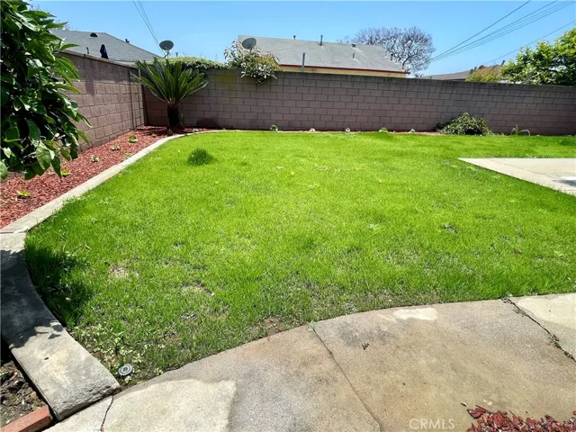1222 W 184th Street, Gardena, California 90248