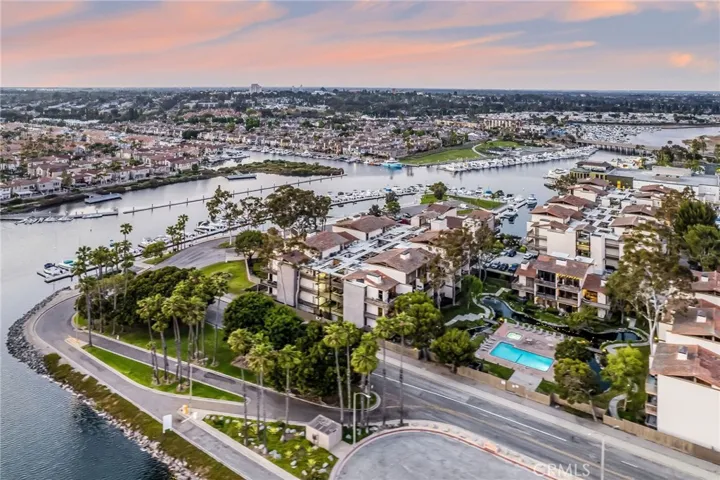 5328 Marina Pacifica Dr N, Long Beach, California 90803