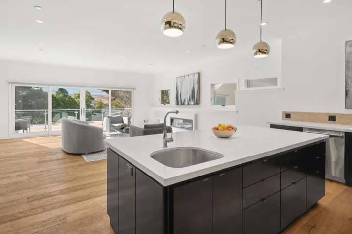 1076 Humboldt Road, Brisbane, California 94005