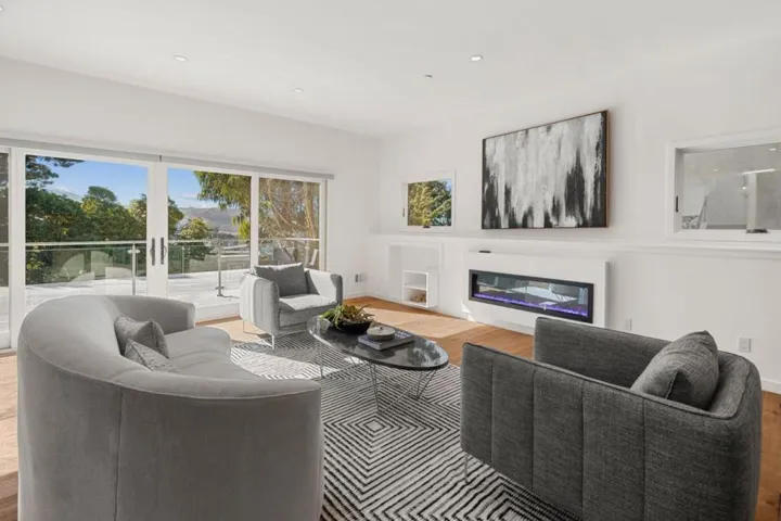 1076 Humboldt Road, Brisbane, California 94005
