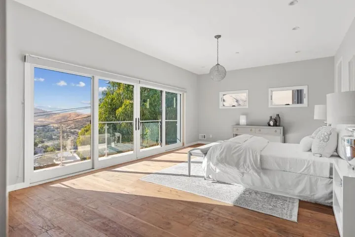 1076 Humboldt Road, Brisbane, California 94005