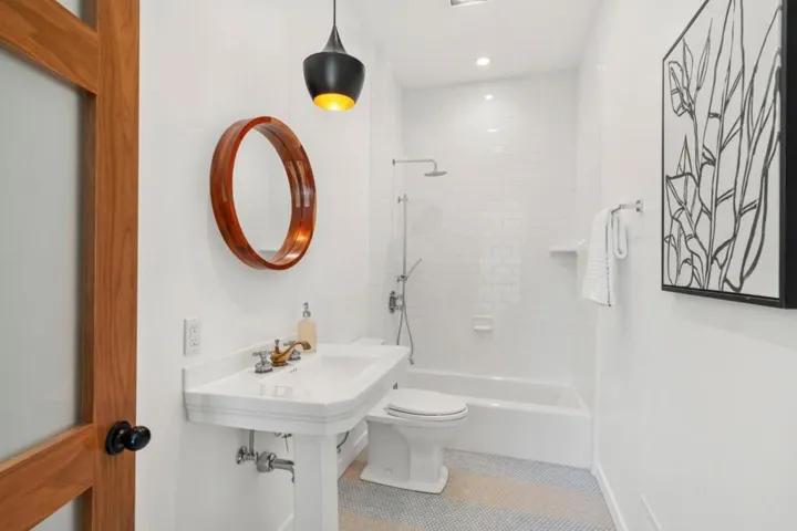 1076 Humboldt Road, Brisbane, California 94005